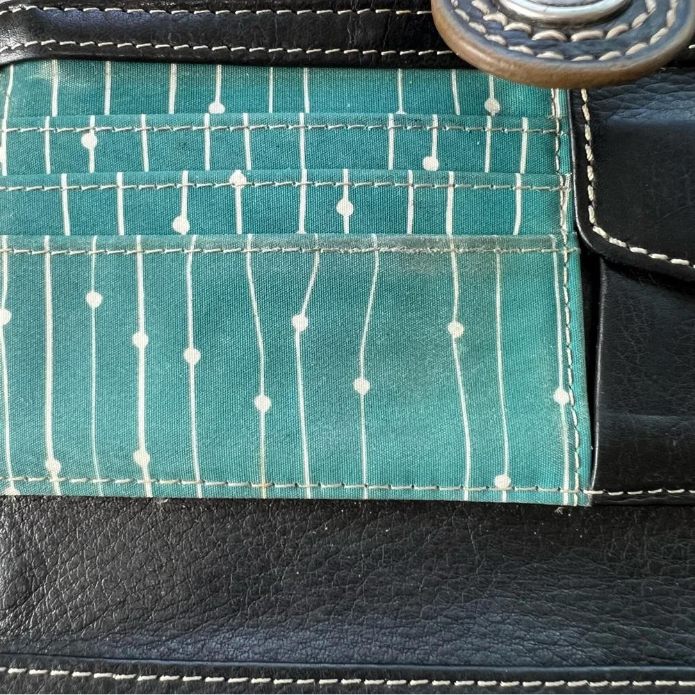 Fossil Women's Weekender Checkbook Clutch Black Leather‎ Bi-Fold Wallet 7.5